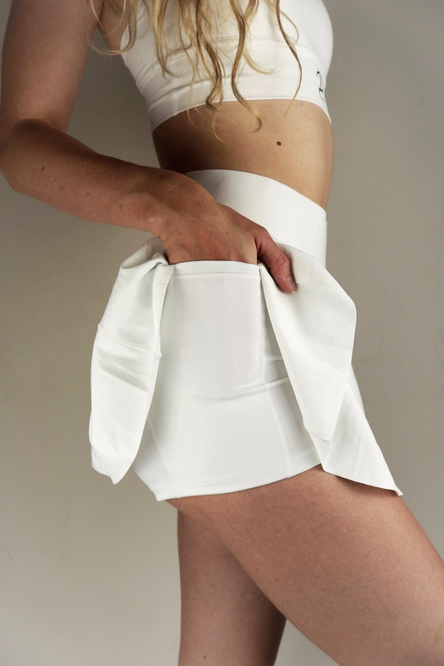 Essence Skort in White