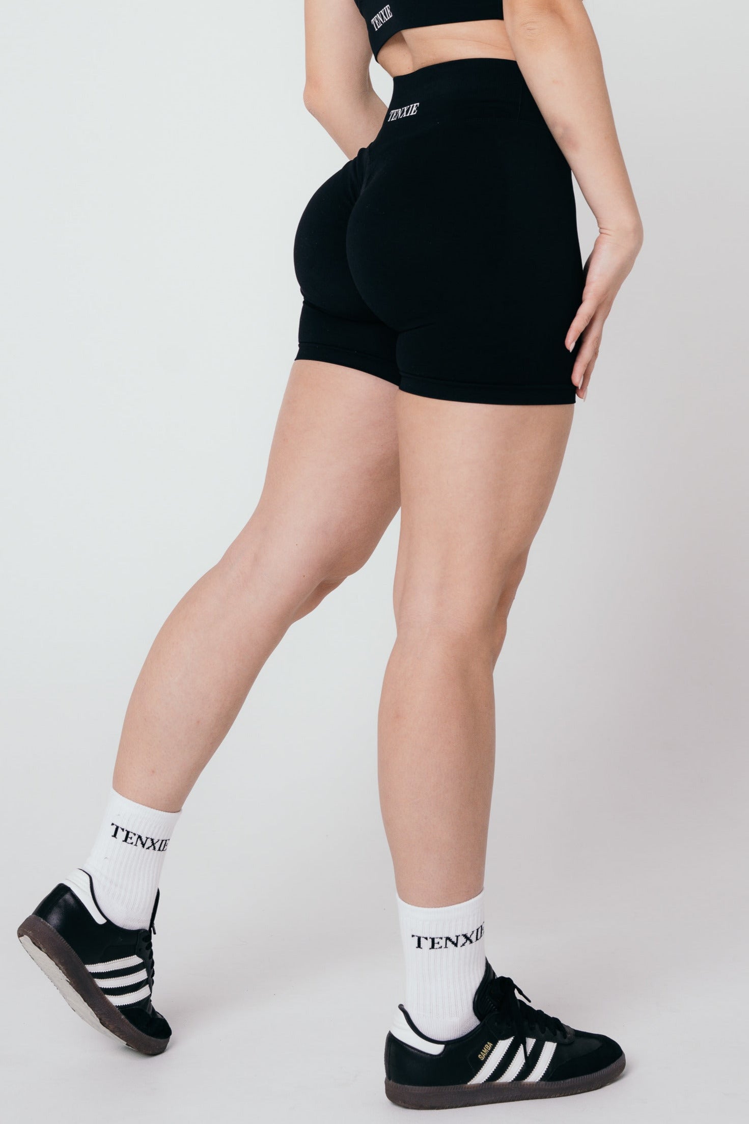Scrunch shorts black